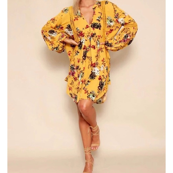 Yellow Boho Crochet Floral Long Sleeve Dress Top - Picture 4 of 7